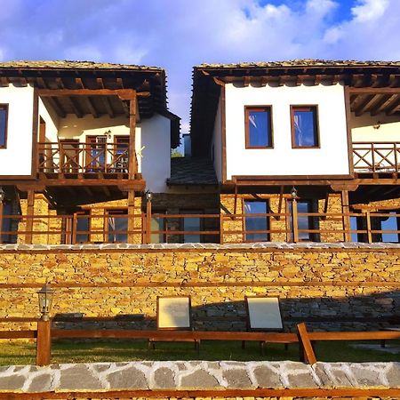 Калпаците - Kalpacite Guest Houses Skrebatno Екстер'єр фото