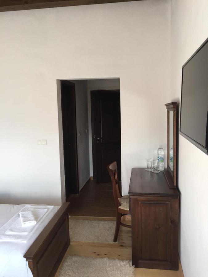 Калпаците - Kalpacite Guest Houses Skrebatno Екстер'єр фото