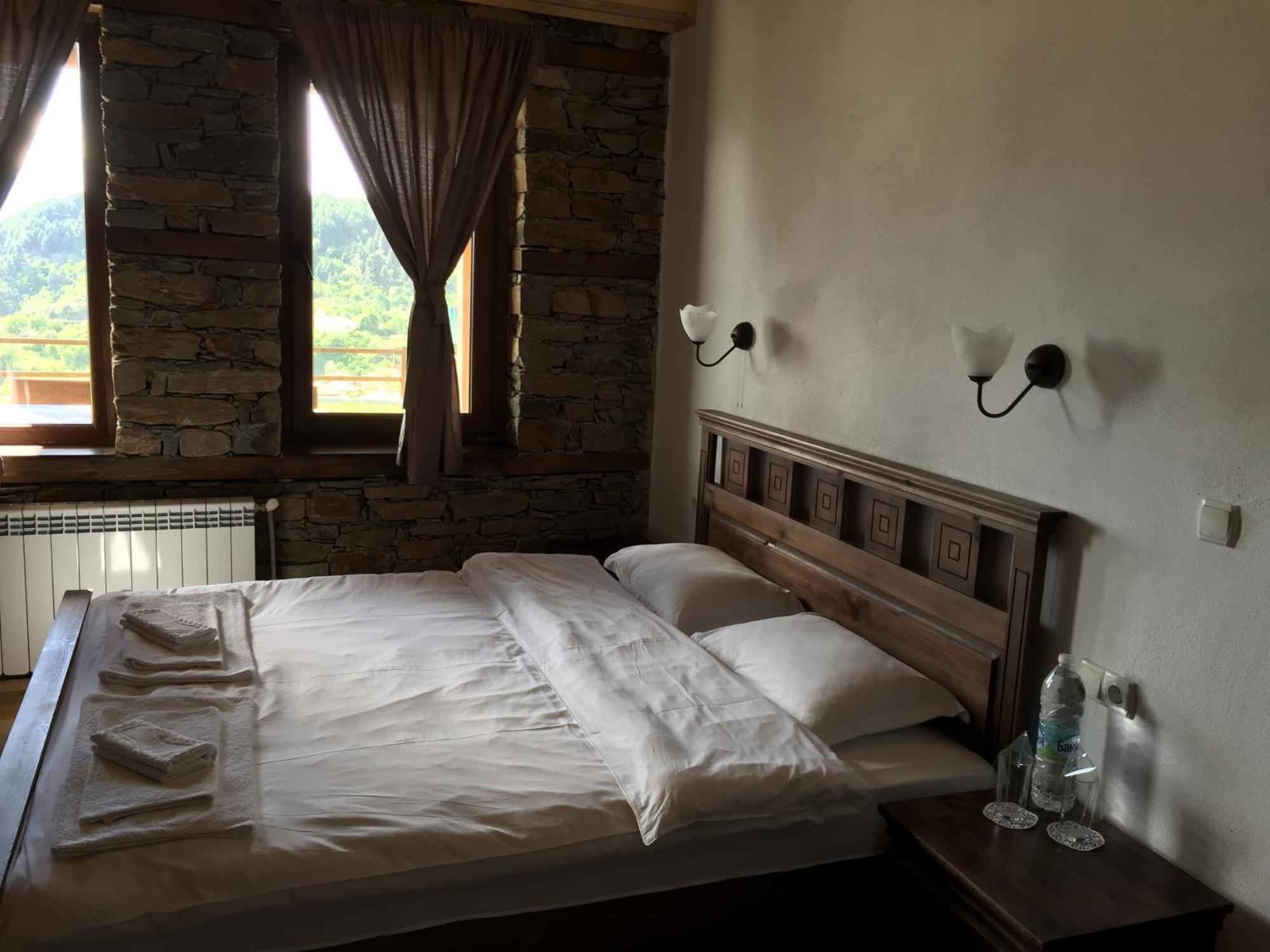 Калпаците - Kalpacite Guest Houses Skrebatno Екстер'єр фото