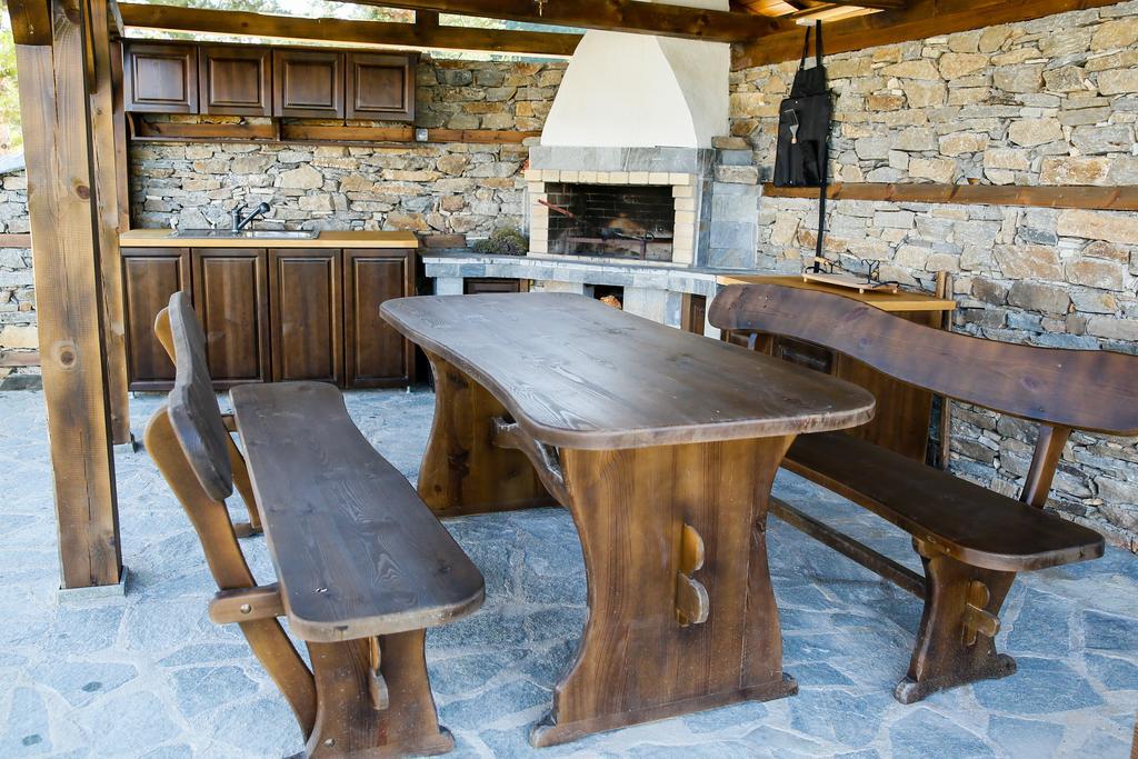 Калпаците - Kalpacite Guest Houses Skrebatno Екстер'єр фото